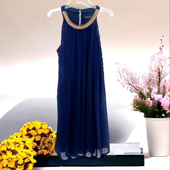 SCARLETT Cocktail Dress Sz 16 NAVY BLUE  GOLD CHAIN Neckline Sleeveless Keyhole - Picture 1 of 16